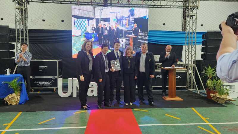 La fuerza de la universidad pública: un graduado de la UNaM premiado entre los mejores del país 3 Orgullo de la universidad pública: ingeniero de la UNaM recibe un premio nacional por excelencia