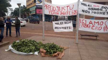 Yerbateros protestarán en el Matear 2026 por la crisis del sector: “Dicen que estamos de fiesta pero es un velorio” yerbateros matear 2026