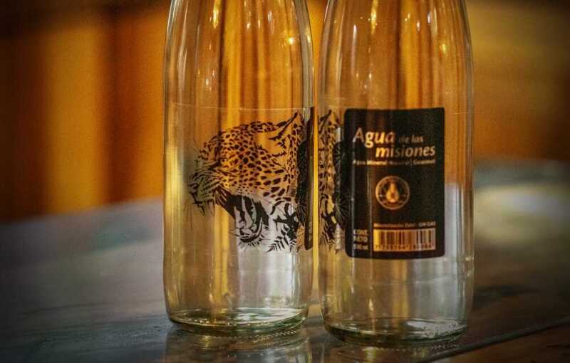 Agua mineral y presión arterial: cómo ayuda a prevenir la hipertensión 3 Agua mineral: el hábito simple que ayuda a controlar la presión arterial