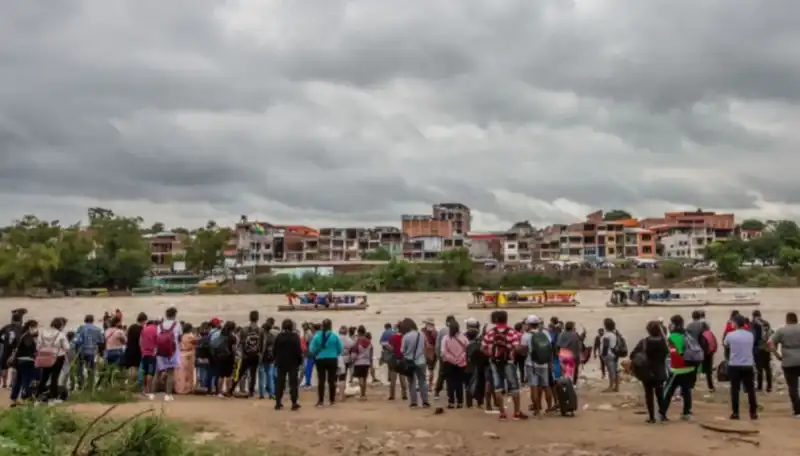 Salta: suspendieron las lanchas por la crecida del Bermejo y colapsó el paso a Bolivia md - 1