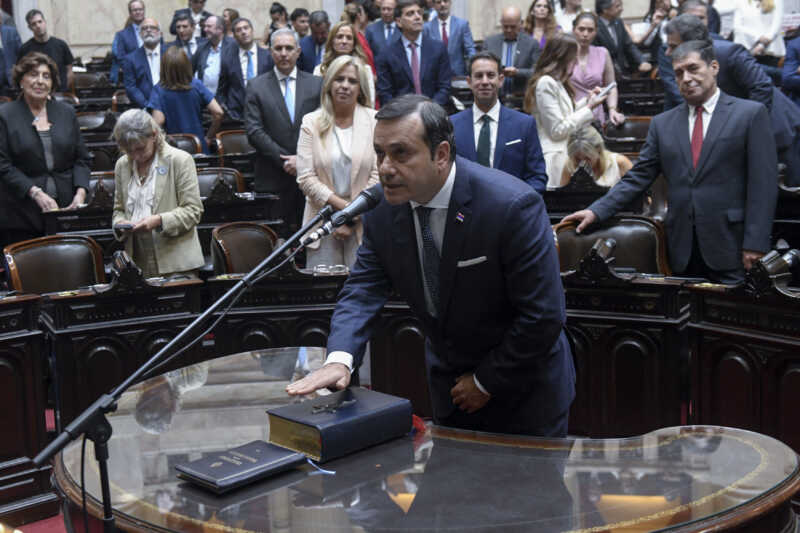 Herrera Ahuad firmó en disidencia el presupuesto 2026 diputados innovación federal presupuesto 2026