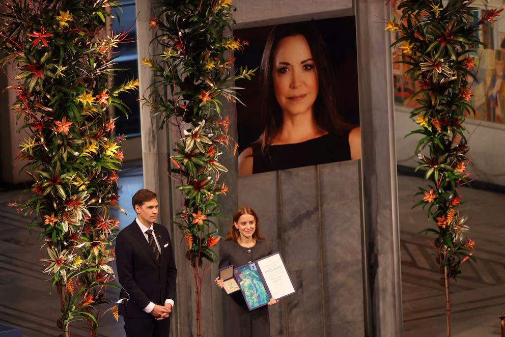 La hija de María Corina Machado recibió el Nobel de la Paz y compartió el discurso de la opositora 2 premio nobel corina machado 2 - 1