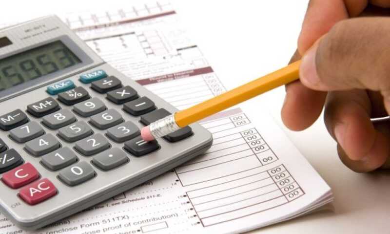 Aunque bajan las tasas en el sistema financiero, el acceso al crédito personal sigue restringido para los hogares.