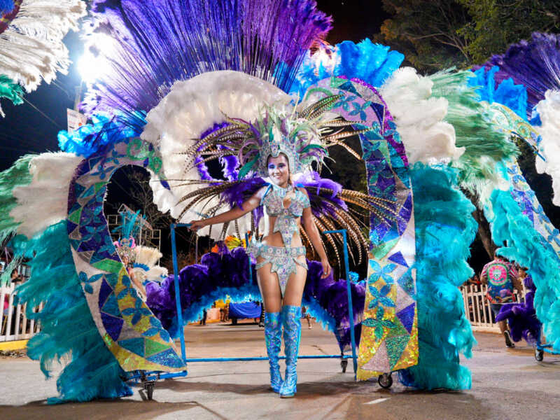 Carnavales en Misiones 2026: Scherer confirmó el calendario y anunció el lanzamiento provincial 7 Carnavales misioneros archivo 1 - 6