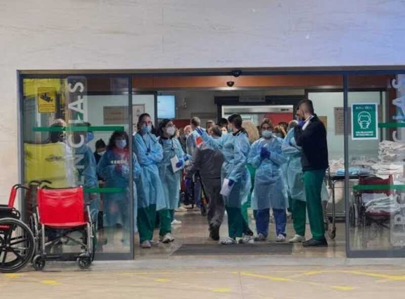 Tragedia en Adamuz: choque de trenes dejó 45 muertos y conmociona a España 2 España, de luto: 45 muertos por la colisión de trenes en Adamuz