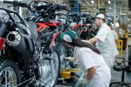 Industria argentina cae 12% en 2026 y preocupa la actividad Industria - 2