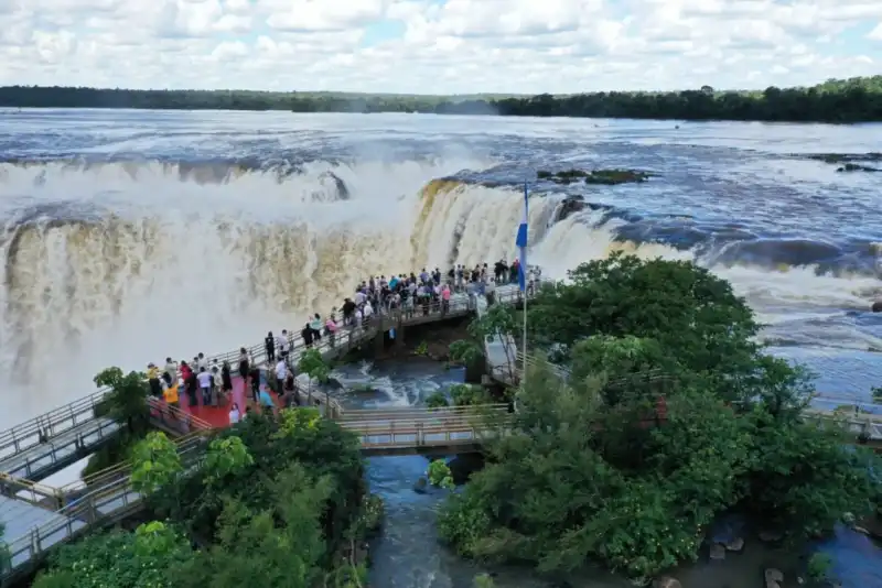 Misiones cierra enero con una ocupación hotelera récord y un fuerte impacto turístico 4 Misiones