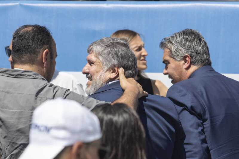 Última semana de negociaciones por la reforma laboral: tensión con gobernadores y rechazo sindical 1 El Gobierno se juega el futuro de la reforma laboral entre presiones políticas, reclamos fiscales y resistencia gremial.