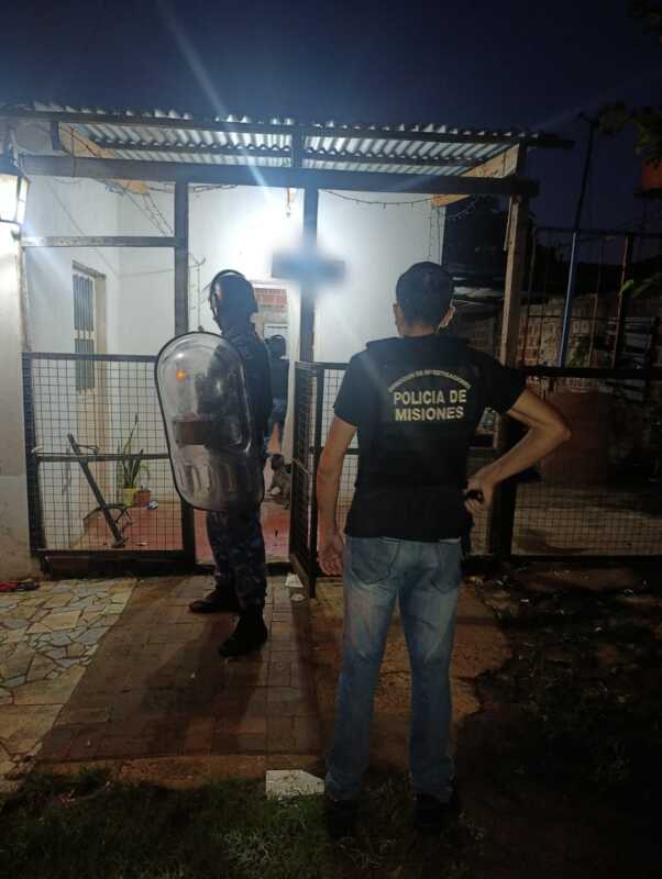 Siete allanamientos y dos detenidos por el robo armado a un aserradero en Candelaria 6 WhatsApp Image 2026 01 02 at 10.22.23 - 5