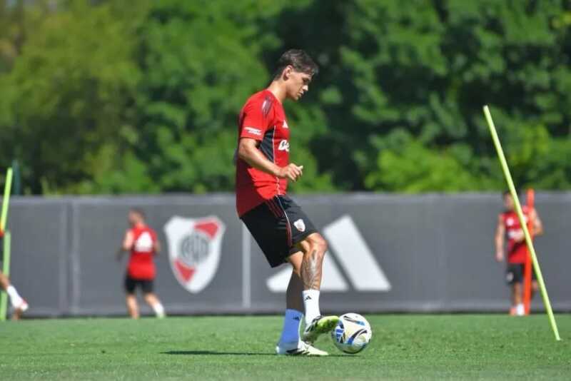 ¿Gallardo pierde un soldado?: un club de la Serie A quiere a Martínez Quarta 2 WhatsApp Image 2026 01 07 at 08.53.56 1 - 1