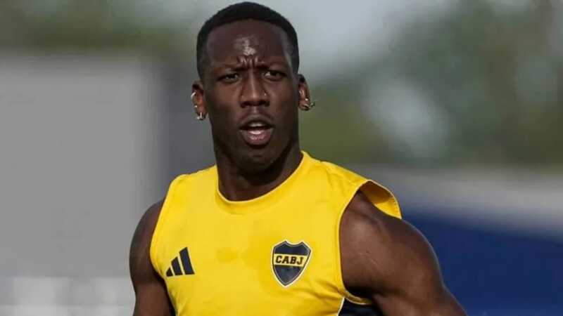 Advíncula rescindió su contrato con Boca y analiza un posible regreso al fútbol peruano 3 WhatsApp Image 2026 01 07 at 10.18.00 - 2