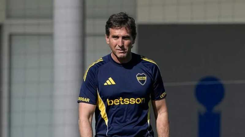 Boca: Úbeda paró el primer 11 del año con cambio de esquema y sin Cavani Boca