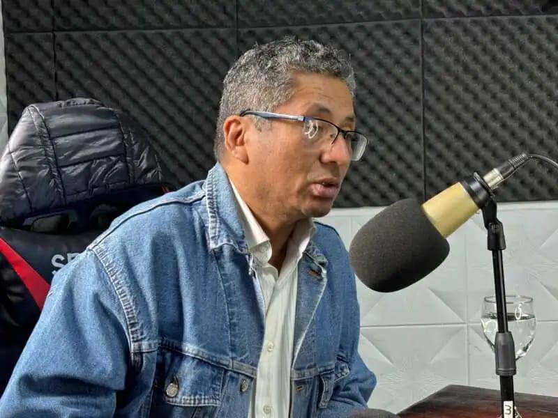 Venezolanos en Misiones celebran la caída de Maduro y advierten que comienza un proceso largo y complejo 8 leon toro - 7