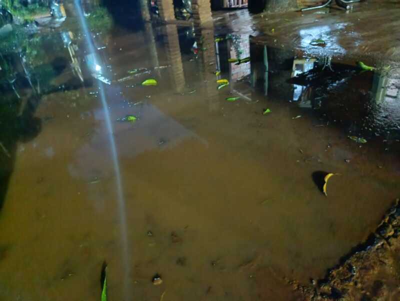 El Mártires se desbordó tras la tormenta y vecinos de la Chacra 146 cortan avenidas en reclamo de obras 2 protesta chacra 146 posadas