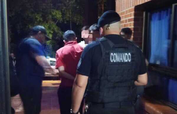 Operativo Cerrojo: recapturaron a uno de los evadidos de la Unidad Regional X Efectivos de la Policía de Misiones durante el operativo cerrojo que permitió la recaptura del evadido sobre la Ruta Nacional 12.