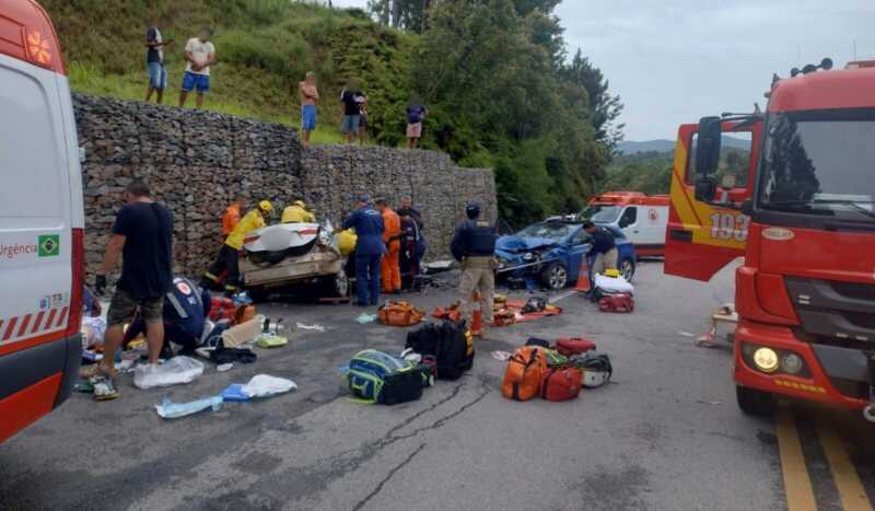 Choque frontal en Brasil: una correntina murió y sus hijas están graves 634992943 1362965595859252 8191598426780631211 n - 1