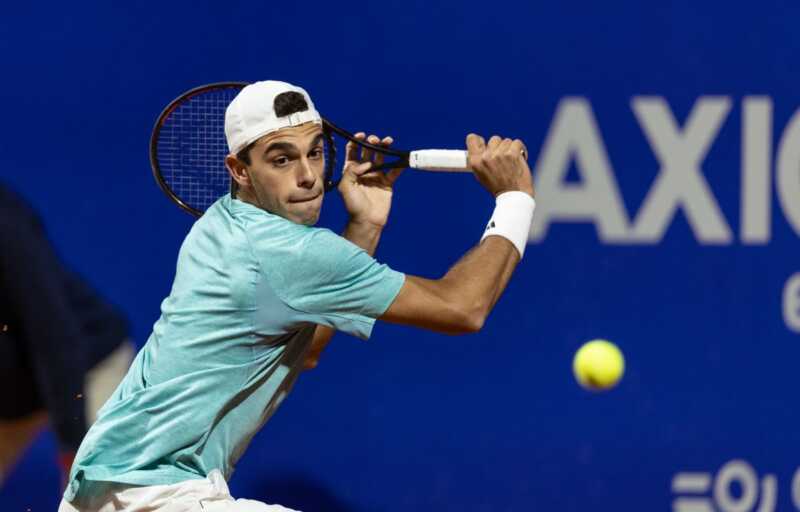 Cerúndolo enfrenta a Medvedev en Miami en un duelo de alto nivel 5 Francisco Cerúndolo se mide ante Daniil Medvedev en la tercera ronda del Masters 1000 de Miami, en un cruce clave para el argentino.