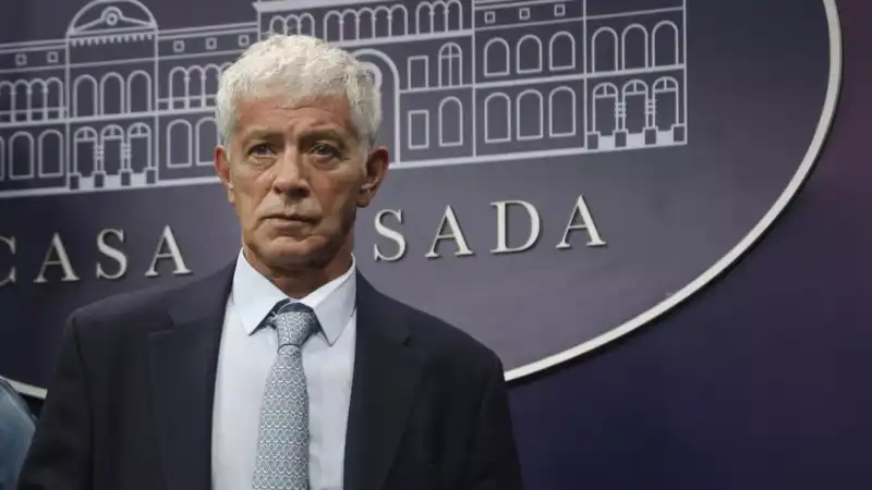 El proyecto de reforma penal juvenil ingresó a Diputados con un cambio clave en el financiamiento. Busca bajar la edad de imputabilidad a 13 años y modificar el régimen de penas.