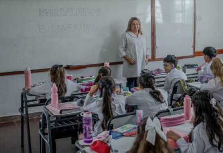 Misiones financia el 62% de la educación con fondos propios y destina casi $60 mil millones mensuales a salarios docentes Misiones