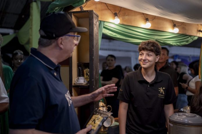 Passalacqua respaldó al sector tealero en la 35° Fiesta Nacional del Té en Campo Viera 1 Passalacqua