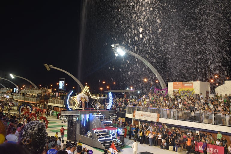 Carnaval Encarnaceno 2026: récord histórico en la Edición 100 2 caranaval