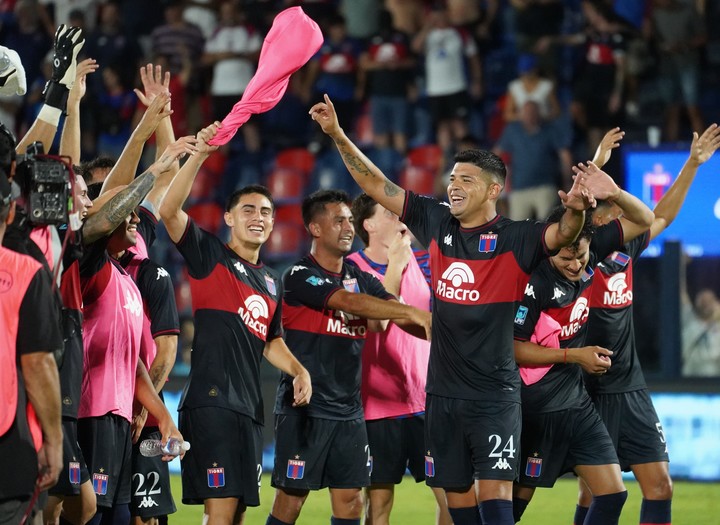 El “Pity” metió el tercero: Racing cayó ante Tigre por 3 a 1 en el Torneo Apertura 2 Racing perdió 3-1 ante Tigre como visitante y continúa sin sumar puntos en el Torneo Apertura 2026, tras tres fechas disputadas en la Zona B.