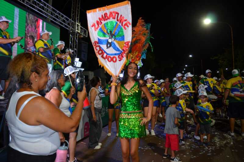 Fiesta popular y familiar: Posadas inauguró sus carnavales 2026 WhatsApp Image 2026 02 07 at 12.23.01 - 1