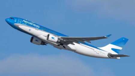 Aerolíneas Argentinas logra superávit histórico de 112,7 millones de dólares aerolíneas