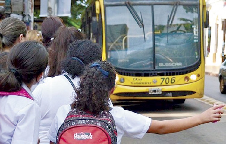 El BEM llega a Itaembé Miní y Guazú con atención móvil