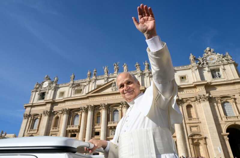 El Papa León XIV: “Solo los corazones pacíficos pueden construir una paz justa y duradera” 3 Papa León XIV publica “Peace Be with You!” y llama a construir una paz duradera