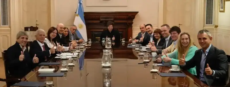 El Índice de Confianza en el Gobierno nacional cayó por sexto mes consecutivo y registró un nuevo piso 1 gobierno