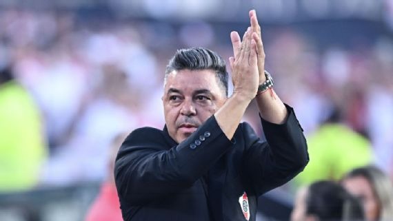 Gallardo pidió que no haya homenajes en su despedida como DT de River 3 Marcelo Gallardo dirigirá su último partido en River y pidió que no haya homenajes ni plaquetas en su despedida.