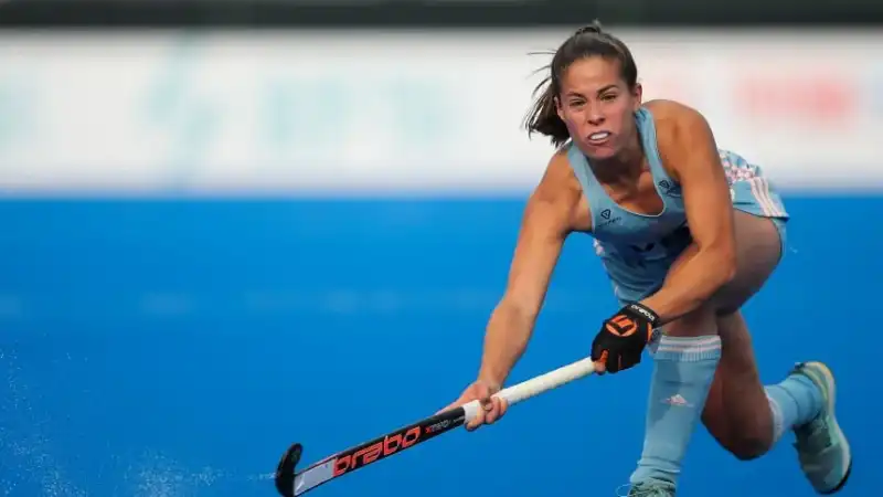 Luchi Von der Heyde debutó con Alemania y comenzó una nueva etapa internacional 3 Lucina Von der Heyde debutó con Alemania en la FIH Pro League y comenzó una nueva etapa internacional tras su paso por Las Leonas. La jugadora posadeña participó del triunfo ante Gran Bretaña en Londres.