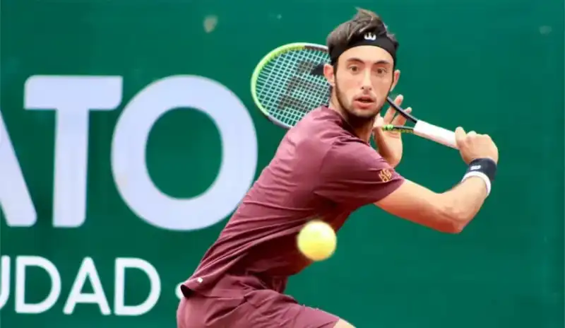 Tres argentinos abren su camino en el Masters 1000 de Madrid 1 Thiago Tirante, Francisco Comesaña y Solana Sierra debutan en el Masters 1000 de Madrid en una jornada clave para el tenis argentino.