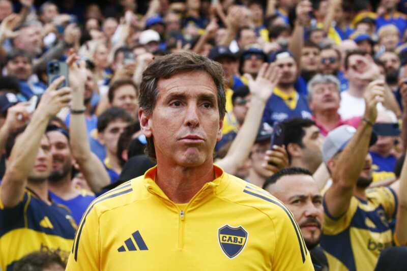 Boca decidió no renovar el contrato de Claudio Úbeda tras la eliminación en la Copa Libertadores. Juan Román Riquelme busca nuevo entrenador y analiza varias alternativas para encarar el segundo semestre.