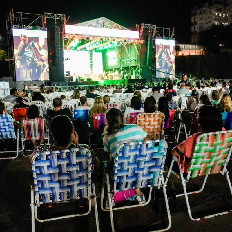 Posadas: viernes con Fiesta de San José y shows en vivo