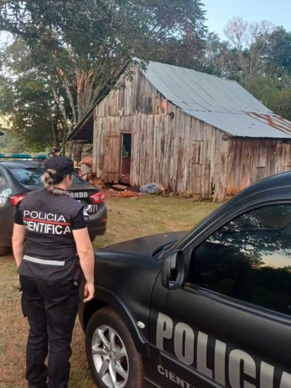 Colonia Alberdi: baleó a su hijo y nuera; sigue prófugo tras el ataque 2 Alberdi: un hombre baleó a su hijo y a su nuera y es intensamente buscado