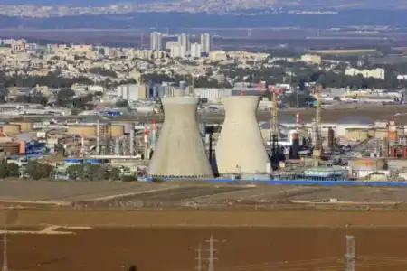 Irán ataca y daña la mayor refinería de Israel en Haifa 720 3 1 - 1