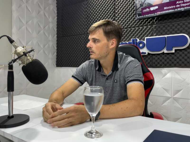 La Selección Argentina de vóley regresará a Misiones del 26 al 28 de mayo para disputar amistosos internacionales en el CEPARD de Posadas. El ministro de Deportes, Aldo Steinhorst, destacó el crecimiento de la infraestructura deportiva provincial, el impacto de los Juegos Deportivos Misioneros y el compromiso del Gobierno provincial con el deporte en un contexto económico complejo.