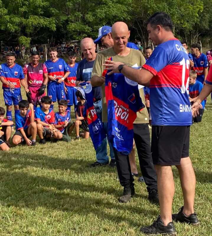 “Fue algo muy emocionante”: Dante Pigerl recordó el homenaje en el clásico de Santo Pipó 3 Dante Pigerl 1 - 2