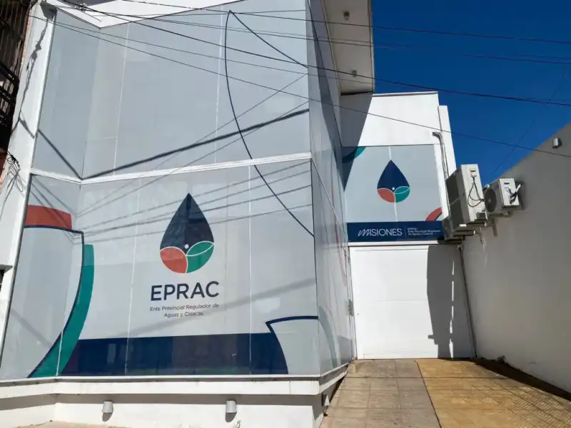 Reclamos por agua: el EPRAC intimó a la CEEL tras un relevamiento en Eldorado 1 Reclamos por agua: EPRAC revisa caso por caso en Posadas