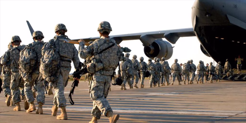 Estados Unidos despliega más de 50.000 soldados en la ofensiva militar contra Irán 1 Estados
