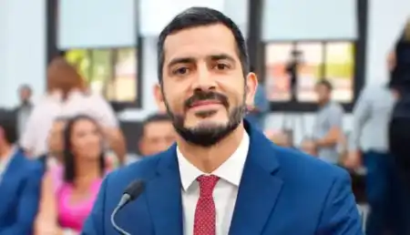 Jair Dib apunta a garantizar transparencia en la factura del agua Jair Dib Posadas