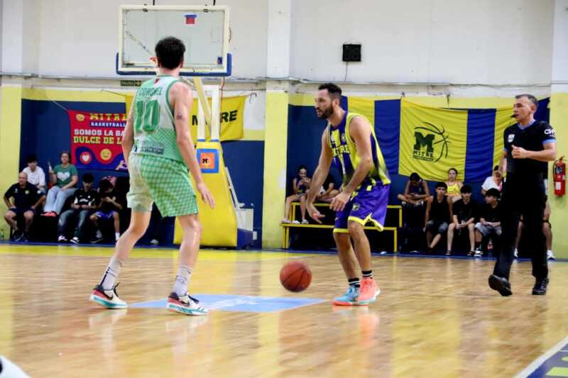 Liga Federal: Mitre busca sostener su gran momento ante Córdoba de Corrientes 3 Bartolomé Mitre recibe a Córdoba de Corrientes por la Liga Federal de Básquet, con el objetivo de seguir en lo más alto de la Conferencia NEA.