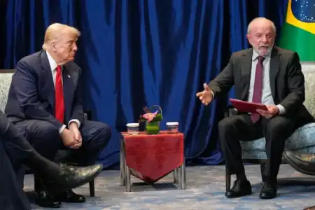 Brasil bloqueó el ingreso de un asesor de Trump que buscaba visitar a Bolsonaro Trump