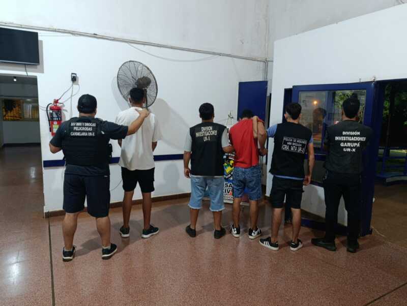Capturaron a otros dos integrantes de la banda de “Negrito Muñoz” en Posadas 2 Dos detenidos en Posadas por su vínculo con la banda de Negrito Muñoz