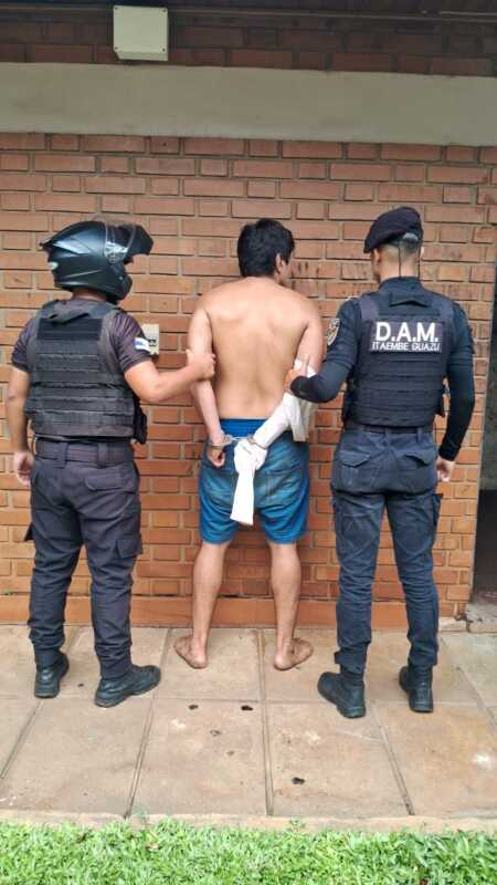 Cuatro detenidos en operativos policiales en Posadas, Garupá y Candelaria 4 WhatsApp Image 2026 03 24 at 19.48.25 - 3