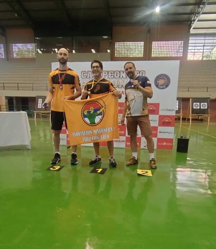 Tiro con Arco: AMiTA brilló en el arranque del Campeonato Regional en Paraguay 10 WhatsApp Image 2026 03 30 at 16.26.10 1 - 9