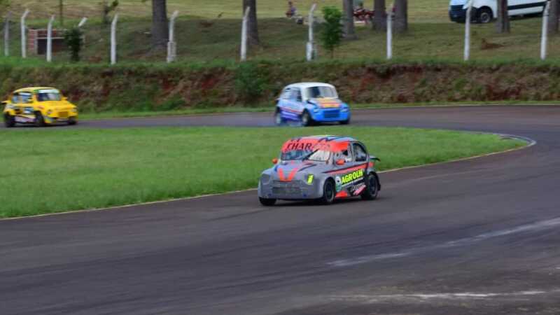 El Misionero de Pista levantó el telón en Oberá con grandes carreras y nuevos protagonistas 8 WhatsApp Image 2026 03 30 at 17.47.15 2 - 7