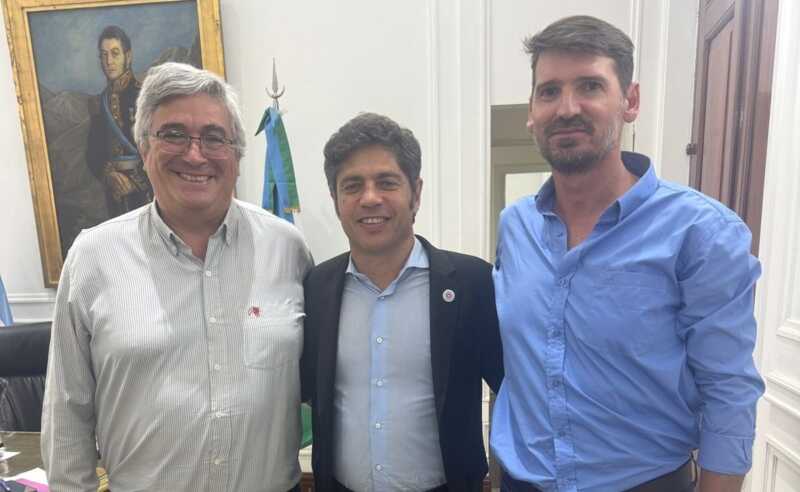 Reclamo yerbatero: Kicillof recibió un duro informe sobre la crisis del sector Javier Rodríguez (ministro de Desarrollo Agrario de la provincia de Buenos Aires) Axel Kicillof (gobernador de Buenos Aires) Gastón Borsini, pte. de la Confederación General de la Producción de la República Argentina